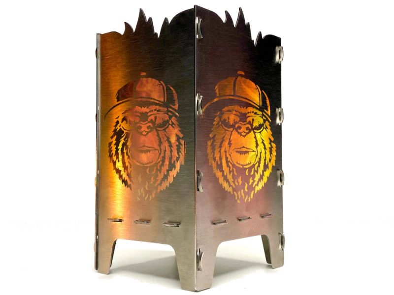 Teelichthalter Affe mit Cap, weißer Hintergrund, von SteelfireboxX