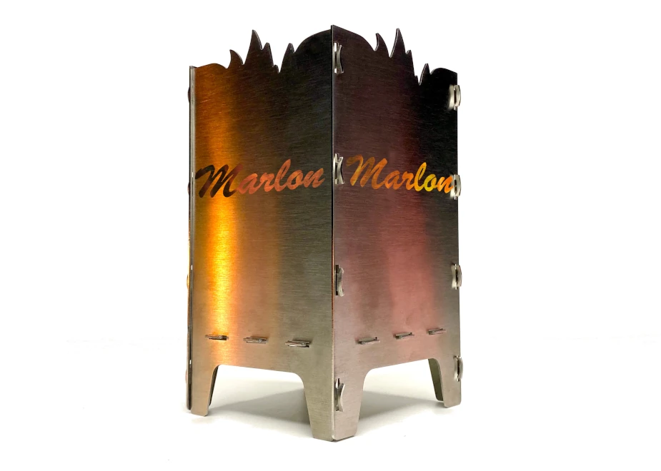 Produktfoto von einem SteelfireboxX Windlicht mit Wunschnamen, Marlon